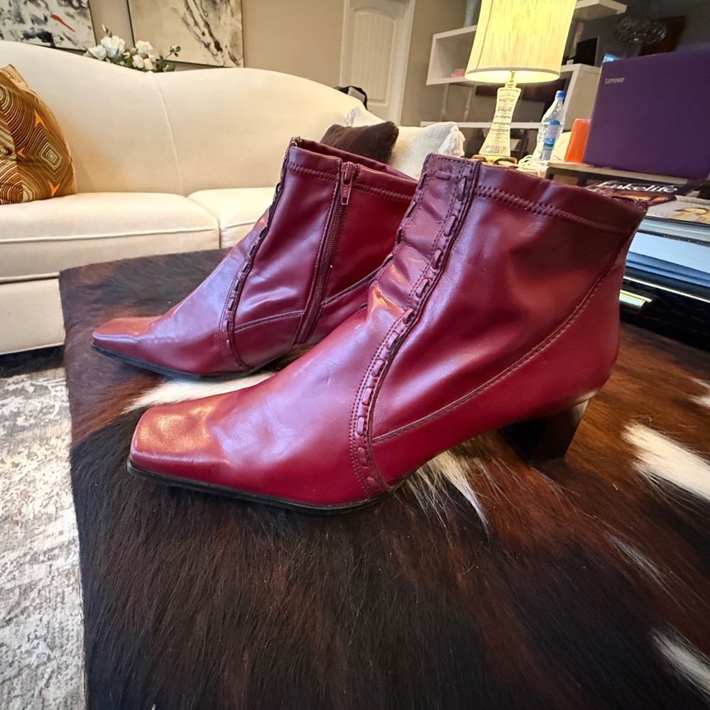 FRANCO SARTO BURGUNDY LEATHER BOOTIES - SZ 11 - Picture 4 of 8